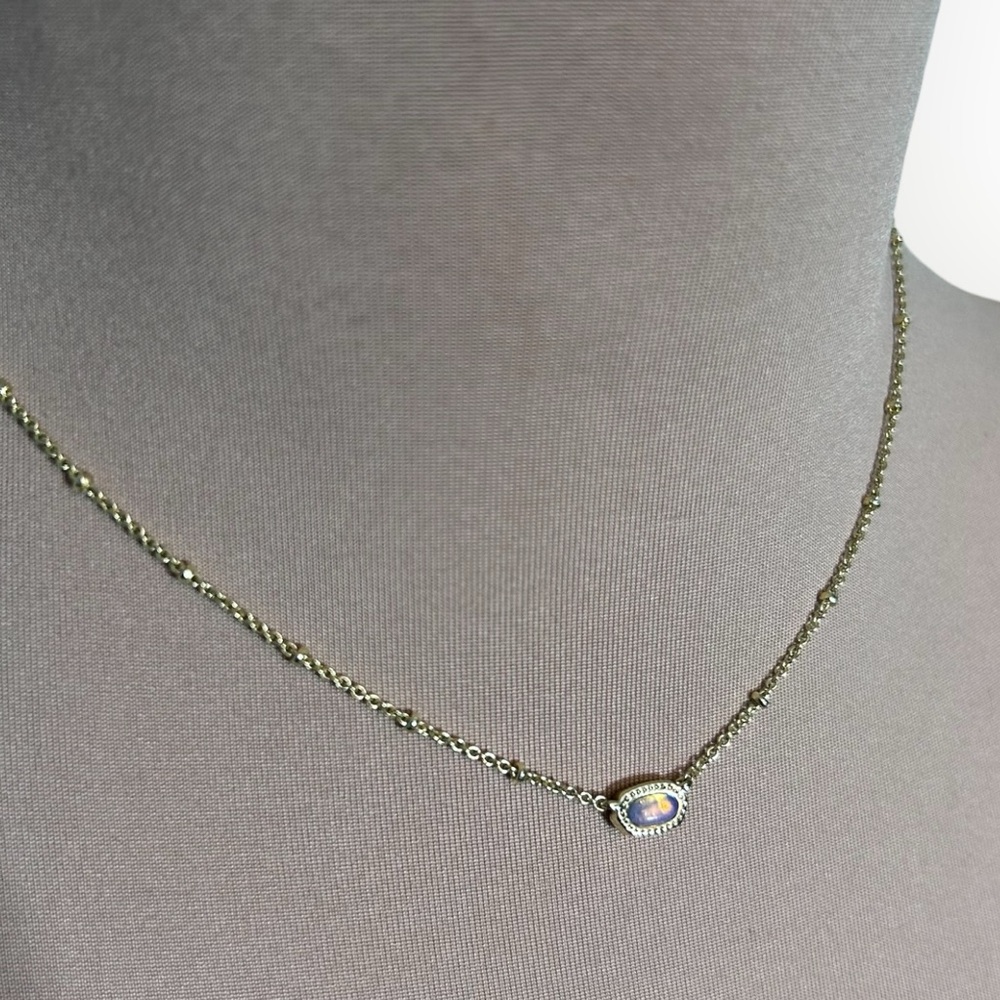 **NIB** Kendra Scott Mini Elisa Necklace - Gold/Pink Opalite - Picture 3 of 9